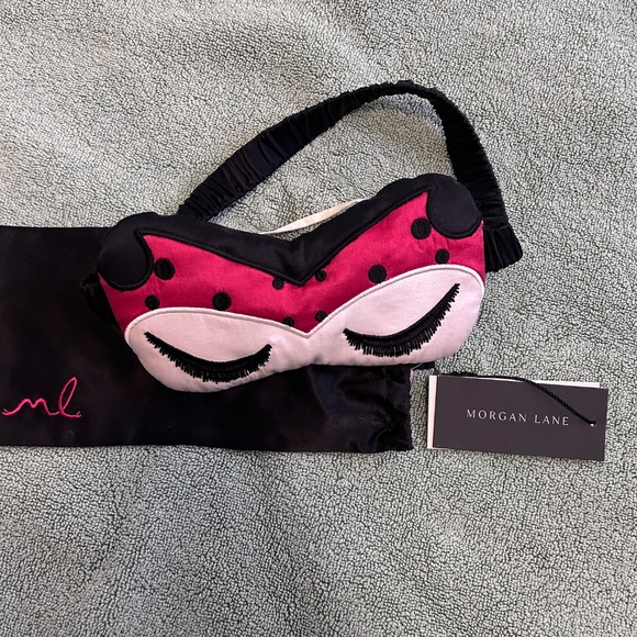 Lanie Bug Eye Mask - Picture 3 of 3